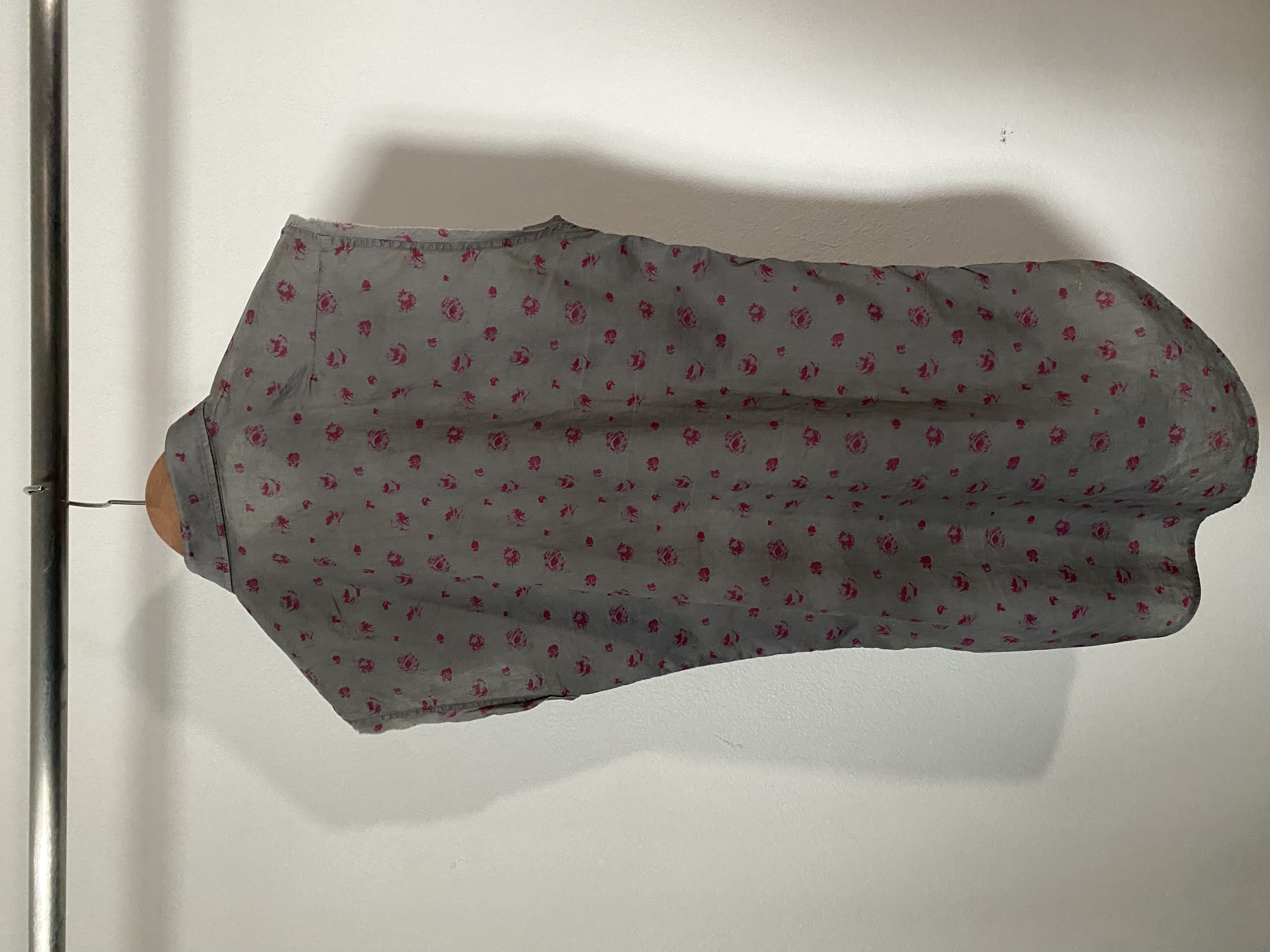 SS/2005 floral sleeveless shirt by Hedi Slimane, view 2
